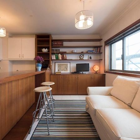 Lovelystay - Charm Beach Apartment By Metro Station 마토지뉴스 외부 사진
