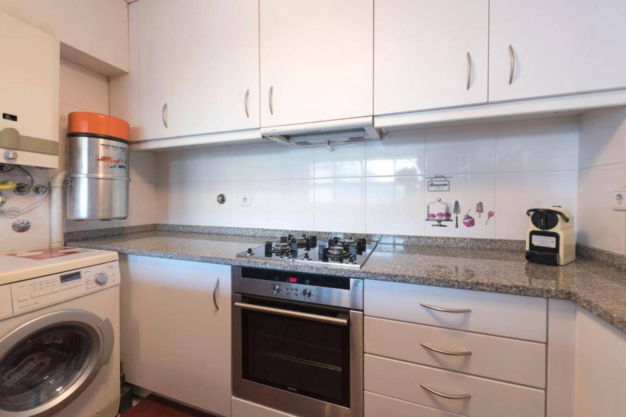 Lovelystay - Charm Beach Apartment By Metro Station 마토지뉴스 외부 사진
