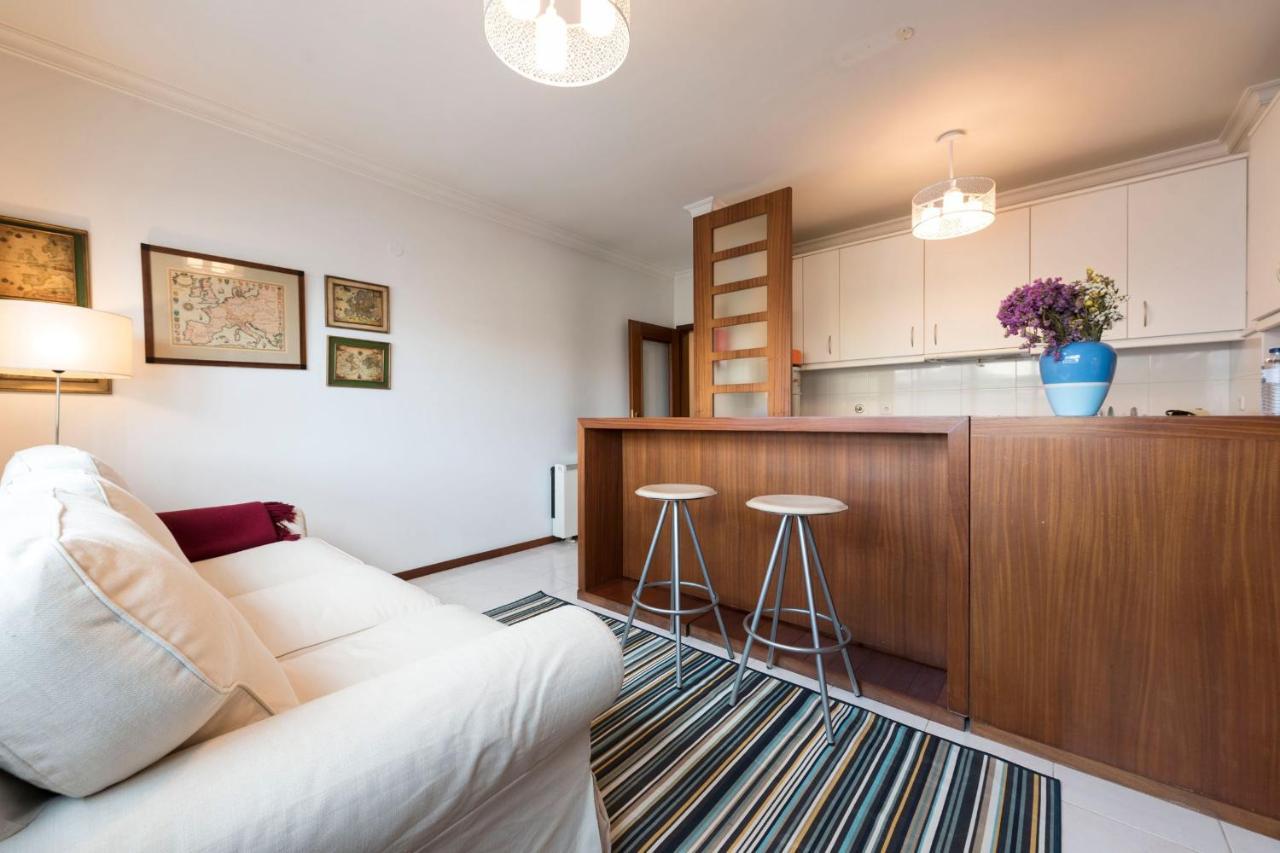 Lovelystay - Charm Beach Apartment By Metro Station 마토지뉴스 외부 사진