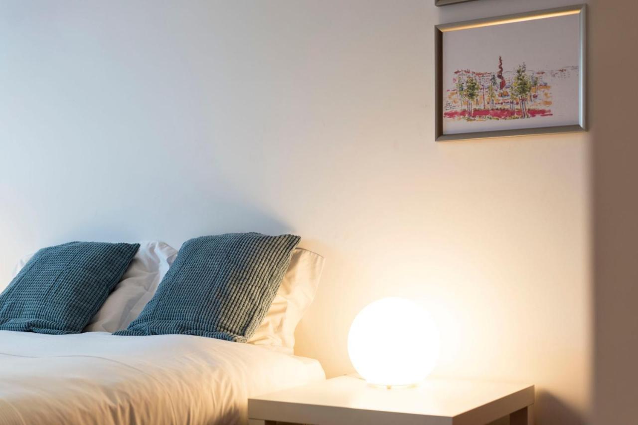Lovelystay - Charm Beach Apartment By Metro Station 마토지뉴스 외부 사진